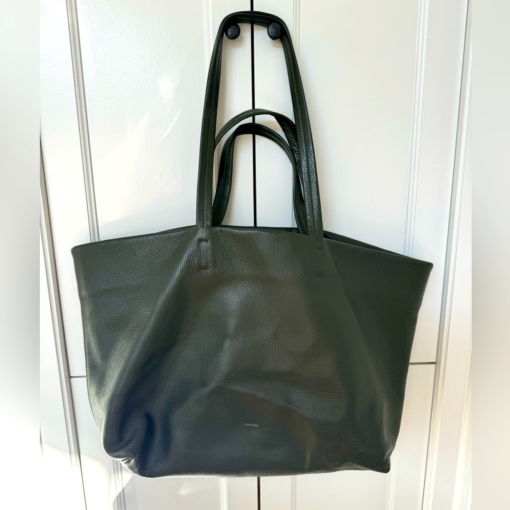 Cuyana Classic Easy Tote (olive green)